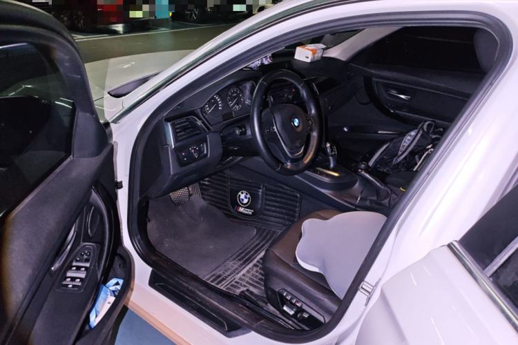 TDK.VehicleDetails.img