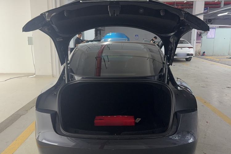 Used Tesla Model 3 2023 Rear-Wheel-Drive Version
