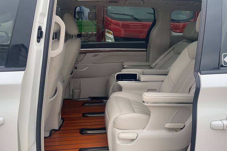 Used GAC Trumpchi M8 2018 320T Luxury Edition
