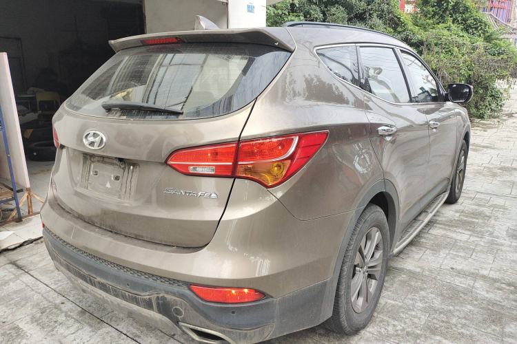Used Hyundai Santa Fe 2013 2.4L Automatic Two-Wheel Drive Smart Version
