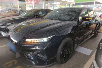 Used Changan UNI-V 2025 Model Third-Generation 1.5T 500Bar Prestige Edition