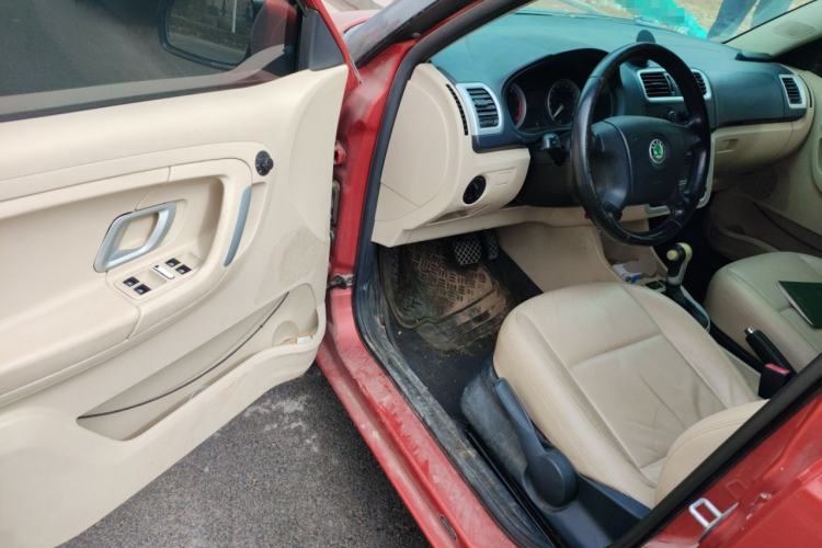 Used Skoda Fabia 2009 1.6L Automatic Crystal Edition