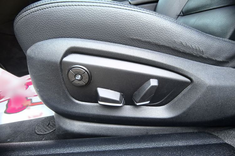 Used BMW 5 Series 2014 520Li Elegant Model