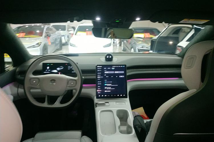 Used Nio ES6 2024 75 kWh