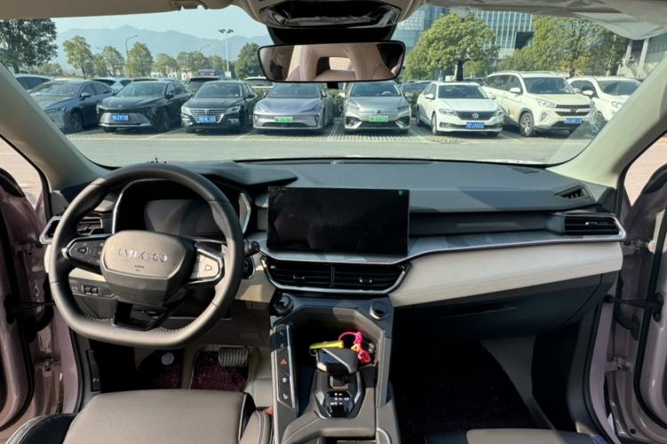 Used Lynk & Co 06 2023 Remix 1.5T Shero
