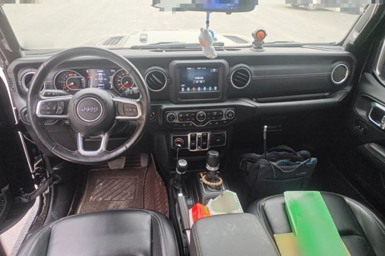 Used  Wrangler 2021 2.0T Sahara Four-Door Edition
