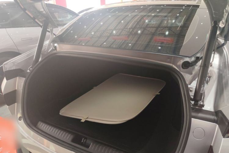 Used XPeng P7 2024 P7i 550 Pro
