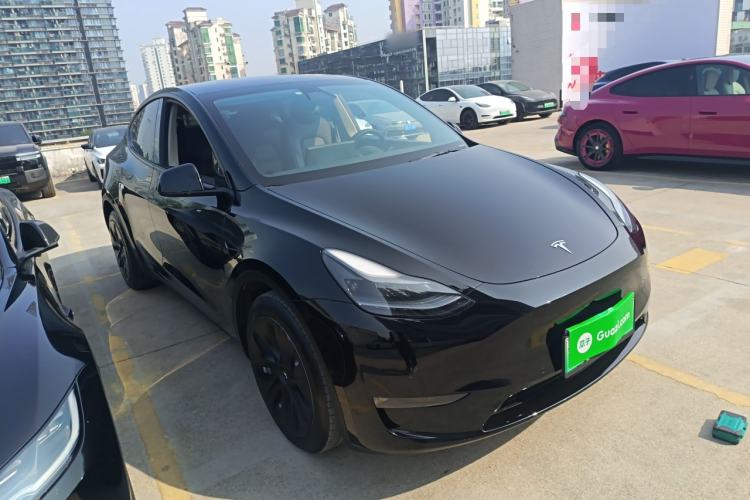 Used Tesla Model Y 2022 Long-Range All-Wheel-Drive Version
