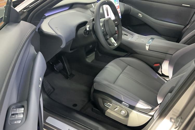 Used  YU7 2025 Ultra-Long Range Rear-Wheel Drive Version
