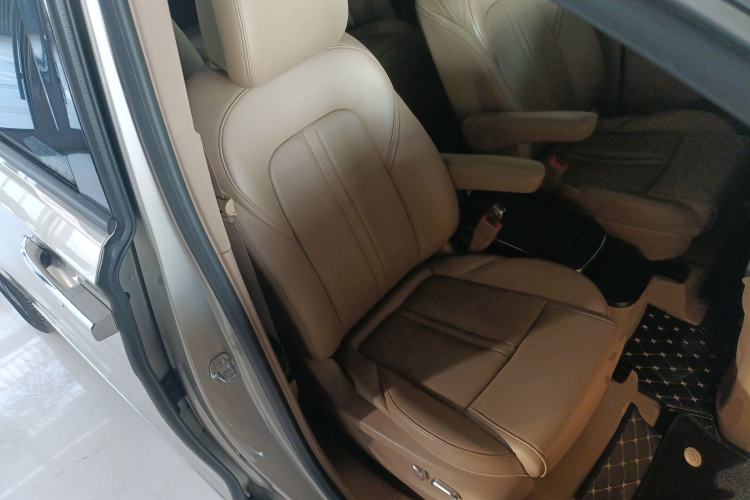 Used Buick GL8 2021 ES Land Cruiser 653T Flagship Model