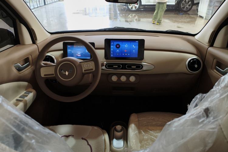 Used Wuling Hongguang MINIEV 2025 Four-Door Version Zhenxiang+ Edition