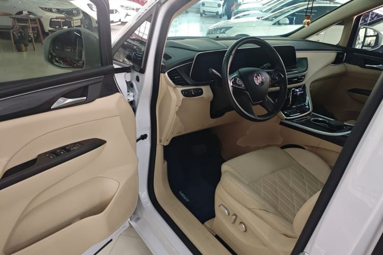 Used Buick GL8 2022 ES Land Cruiser 653T Luxury Model
