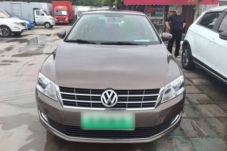 Used Volkswagen Gran Lavida 2013 1.6L Manual Comfort Model
