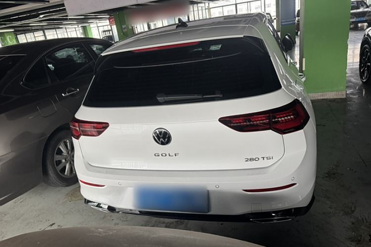 Used Volkswagen Golf 2023 Facelift 280TSI DSG R-Line Lite
