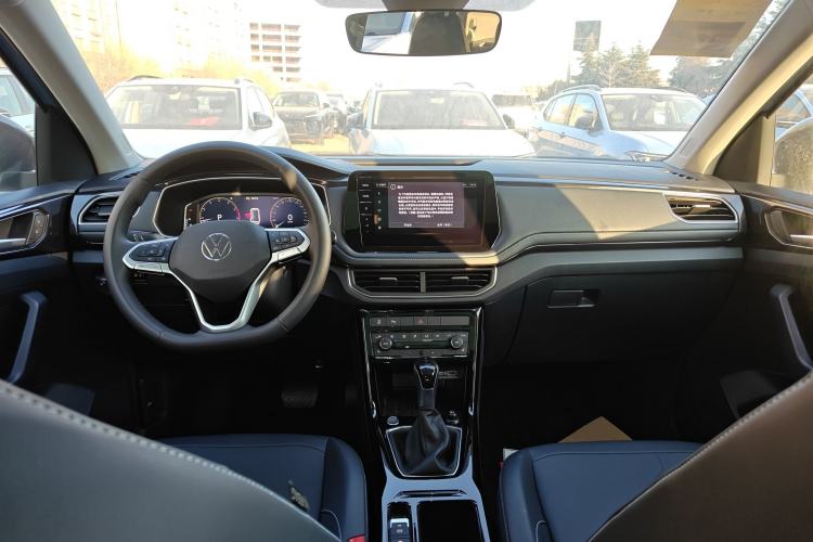 Used Volkswagen Tharu 2025 NewRui 300TSI Prestige Edition
