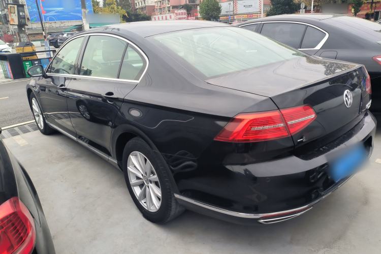 Used Volkswagen Magotan 2019 330TSI DSG Leading Edition China V Standard

