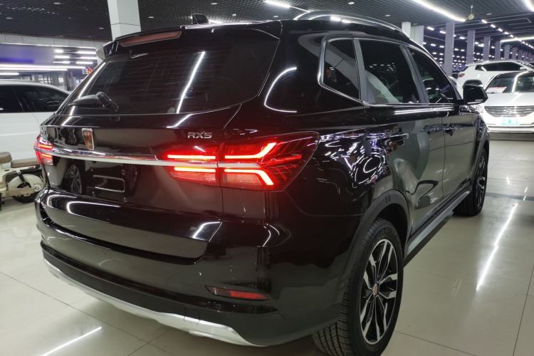 Used Roewe RX5 2016 20T Two-Wheel Drive Automatic Internet Smart Edition
