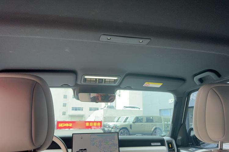 Used  V23 2025 401 Two-Wheel Drive Intelligent Driving Version
