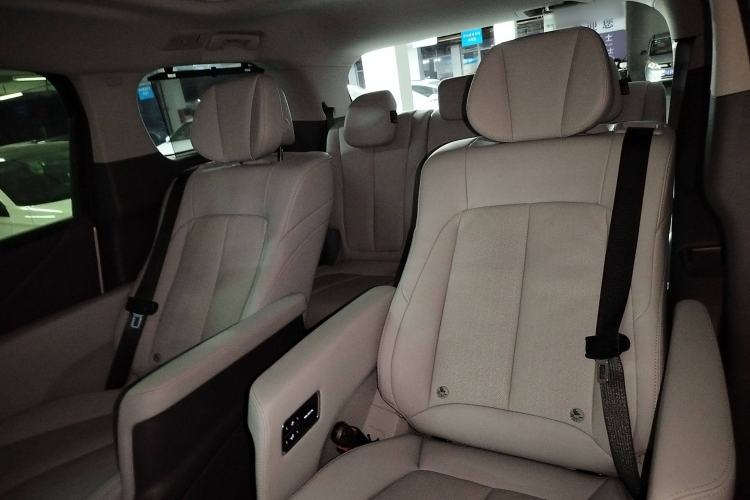 Used Buick GL8 2025 Lu Zun Deluxe Edition
