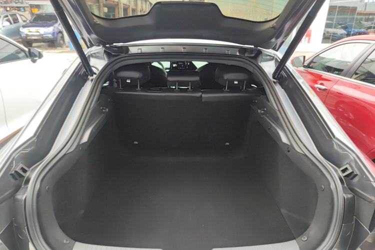 Used Changan UNI-V 2022 1.5T Prestige Version
