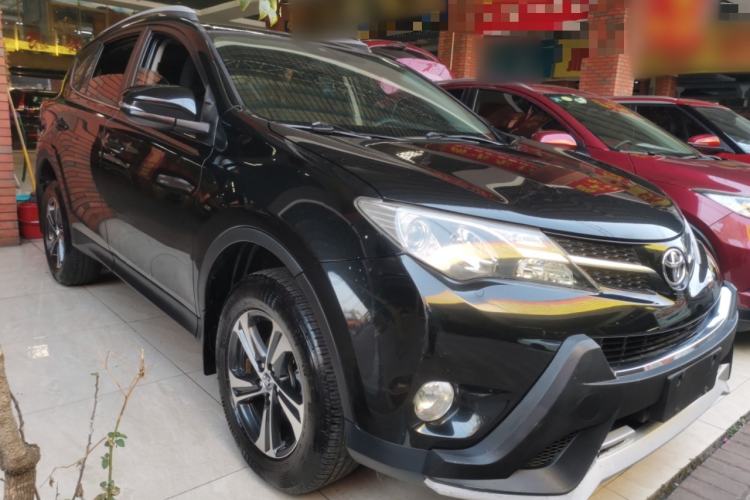 Used Toyota RAV4 2015 2.0L CVT Two-Wheel Drive Fashion Edition
