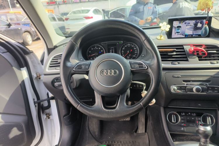 Used Audi Q3 2017 30 TFSI Fashion Model
