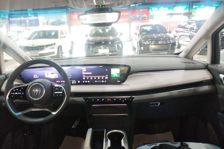 Used Buick GL8 2025 Lu Zun Deluxe Edition
