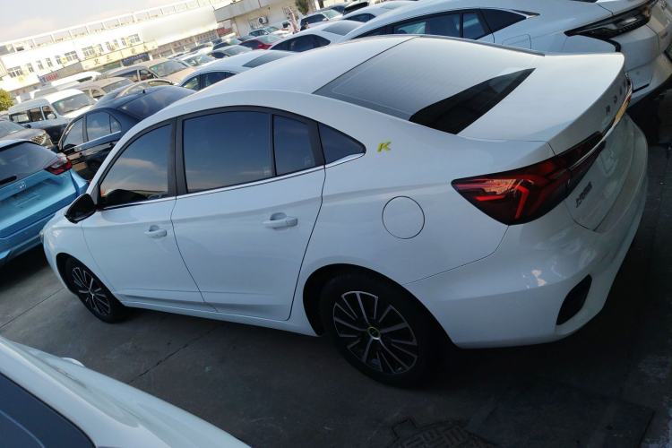 Used Roewe i5 2021 1.5L CVT Diamond Edition
