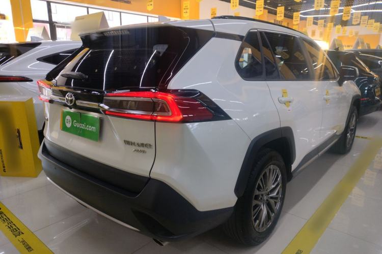 Used Toyota Wildlander 2023 2.0L CVT Four-Wheel Drive Luxury PLUS Edition
