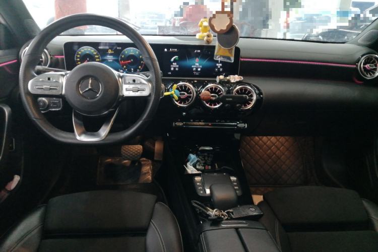 Used Mercedes-Benz A-Class 2020 Restyled A 200 L Sport Sedan Fashion Version
