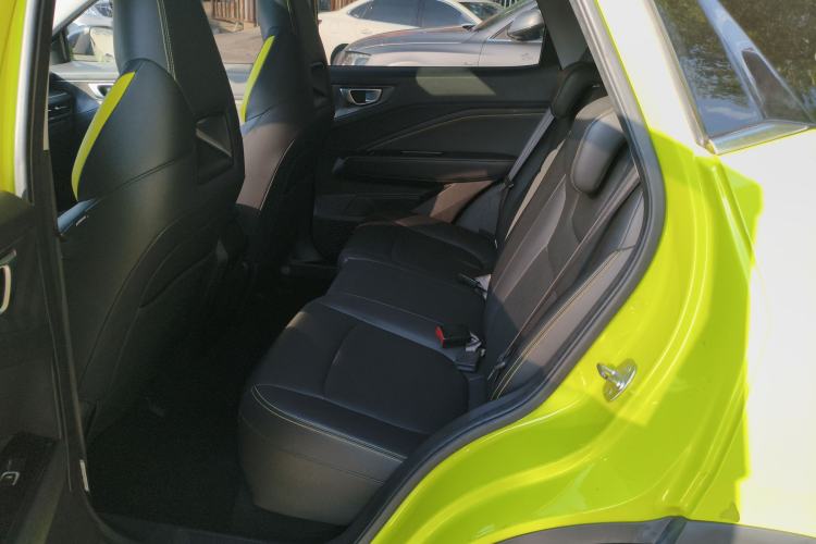 Used Wuling Alvez 2022 1.5T CVT Trendy & Cool Edition