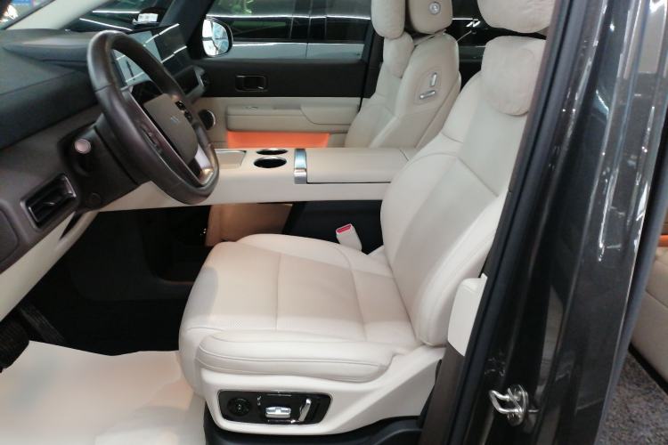 Used Li Auto MEGA 2024 Ultra Model
