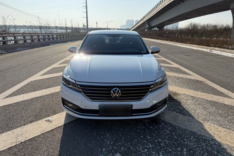 Used Volkswagen Lavida 2022 1.5L Automatic Comfort Edition
