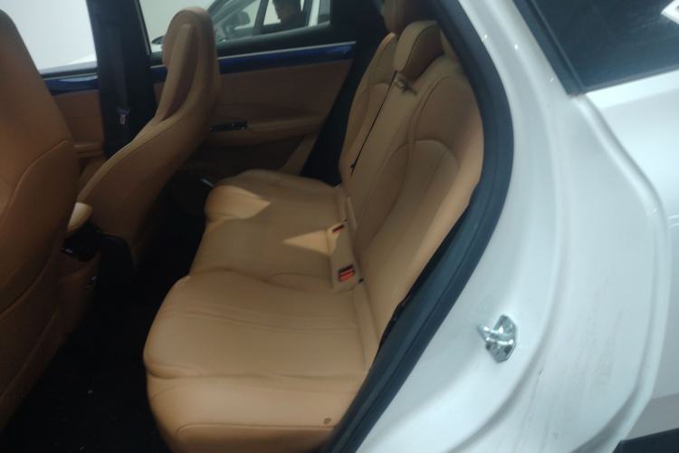 Used  L7 2025 EM-i 115km Exploration+ Edition