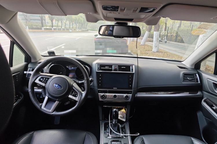 Used Subaru Outback 2017 2.5i Luxury Navigation Edition with EyeSight
