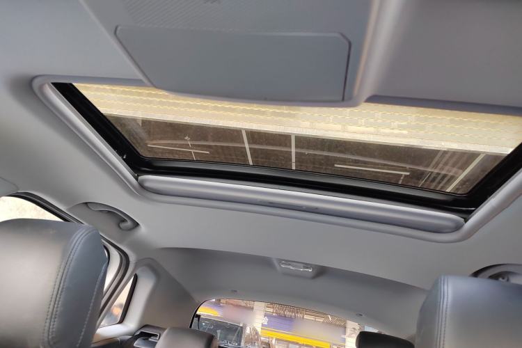 Used Peugeot 3008 2018 2.0L Automatic Classic Edition
