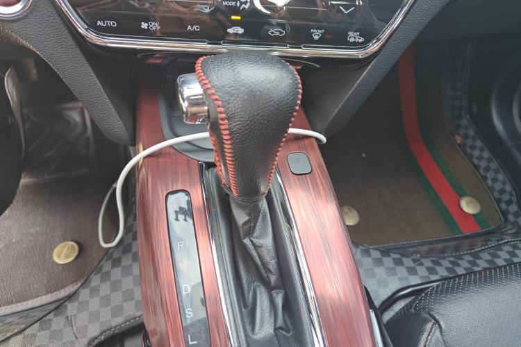 Used Honda XR-V 2015 1.8L VTi CVT Luxury Edition
