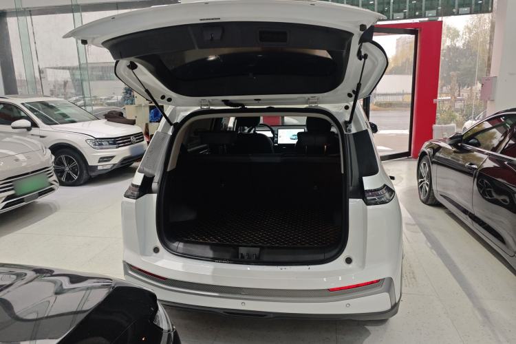 Used AION Y 2023 Plus 510 Smart Edition