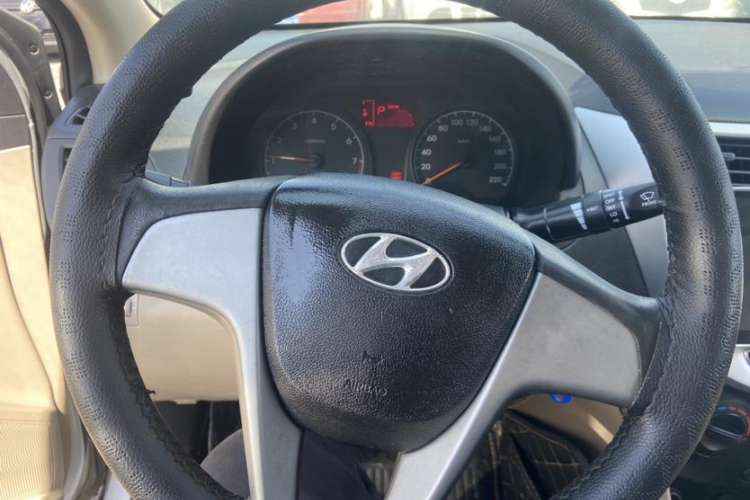 Used Hyundai Verna 2014 1.4L Automatic Smart GLS
