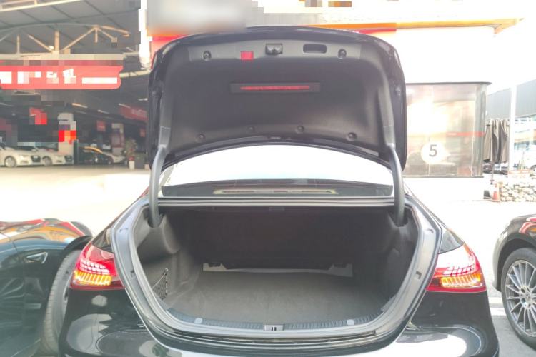 Used Mercedes-Benz E-Class 2023 Facelift E 260 L