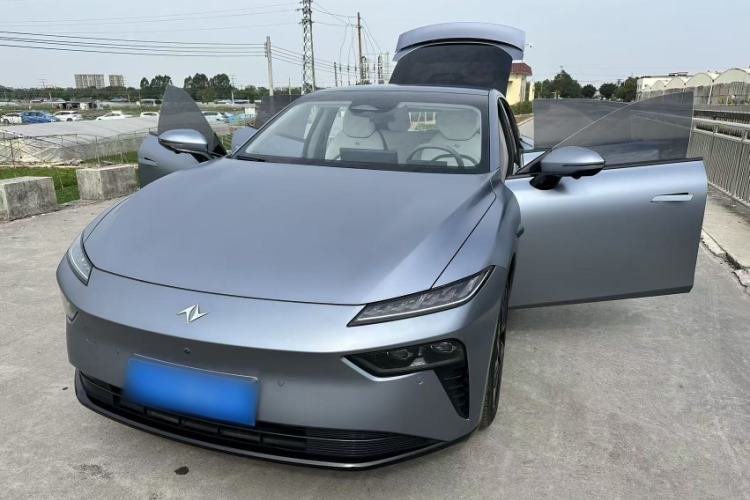 Used  eπ007 2024 Pure Electric 540 All-Wheel Drive Max Edition
