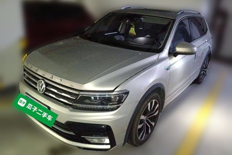 Used Volkswagen Tiguan L 2019 Revised 330TSI Automatic Two-Wheel Drive R-Line Flagship Edition China V Emission Standard
