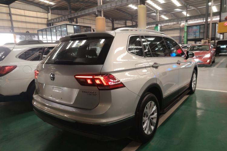 Used Volkswagen Tiguan L 2017 330TSI Automatic Two-Wheel Drive Luxury Edition
