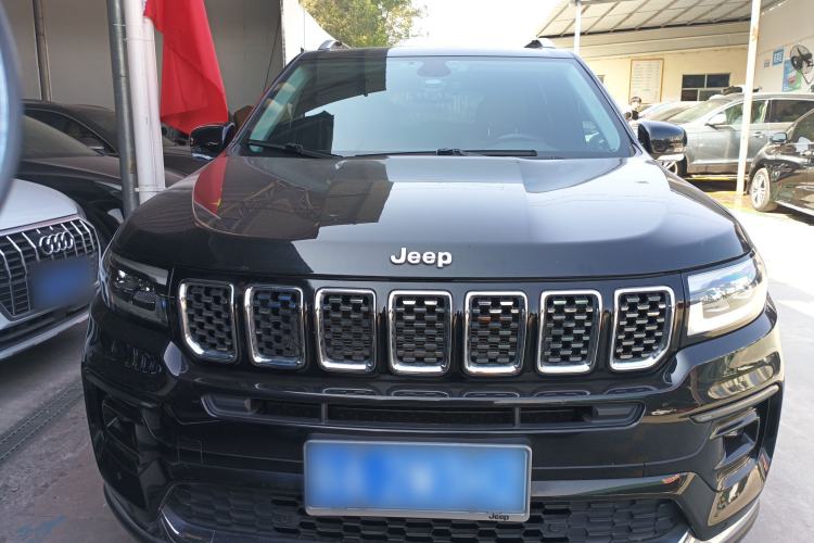 Used  Grand Commander 2022 2.0T Four-Wheel Drive Luxury Edition
