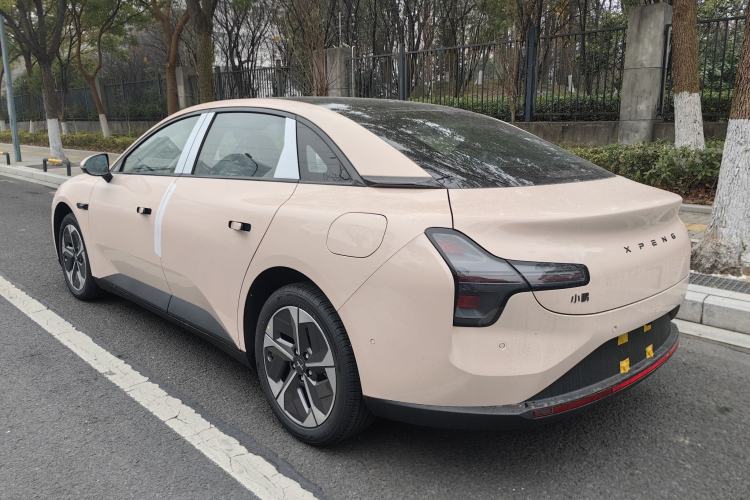 Used XPeng MONA M03 2025 620 Ultra-Long Range Plus
