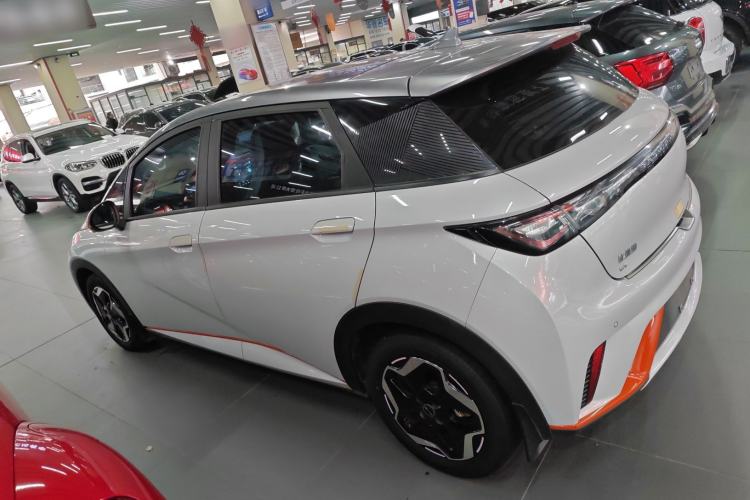 Used BYD Dolphin 2021 405 km Fashion Edition
