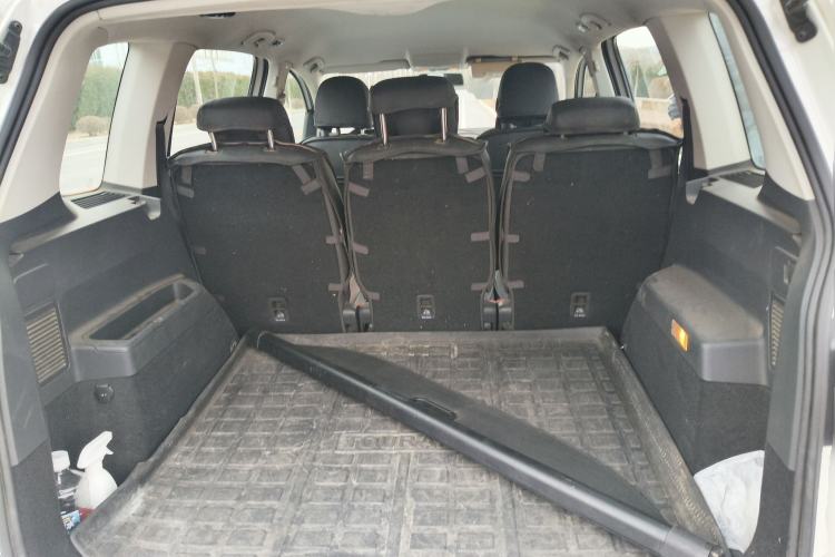 Used Volkswagen Touran 2016 Volkswagen Touran L 280TSI Manual Trend Edition
