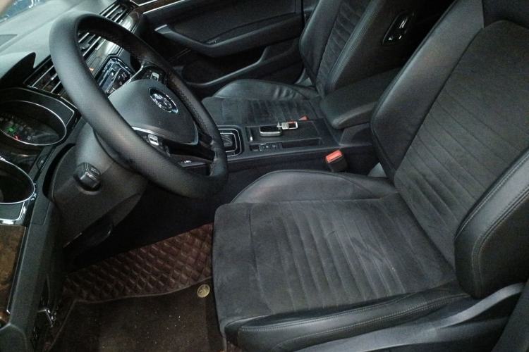 Used Volkswagen Magotan 2018 330TSI DSG Luxury Model
