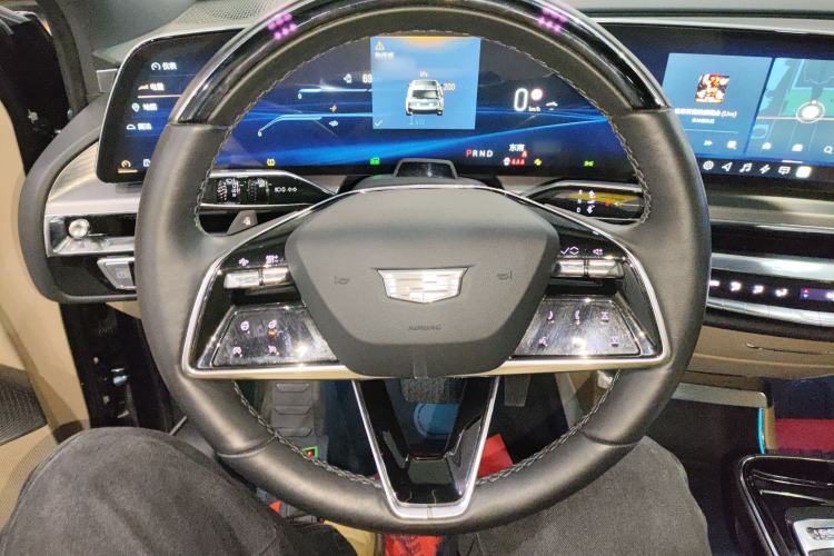 Used Cadillac LYRIQ 2022 Rear-Drive Long-Range Prestige Edition
