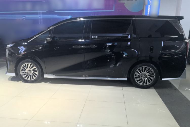 Used GAC Trumpchi M8 2023 Zongshi Series Dual-Motor Supreme Edition